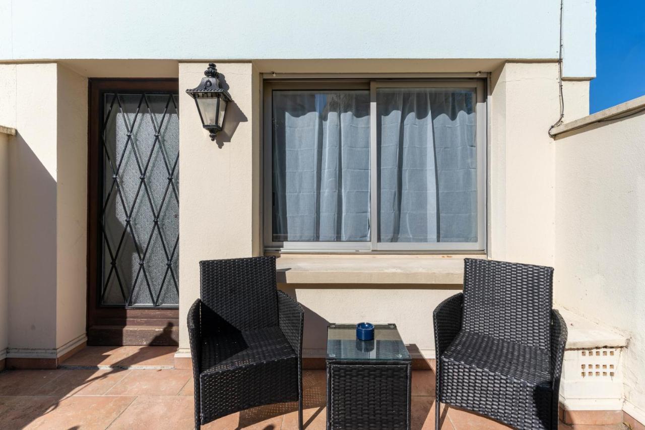 Appart'Hotel Nuiteejour Versailles Saint Cyr L'Ecole Dış mekan fotoğraf
