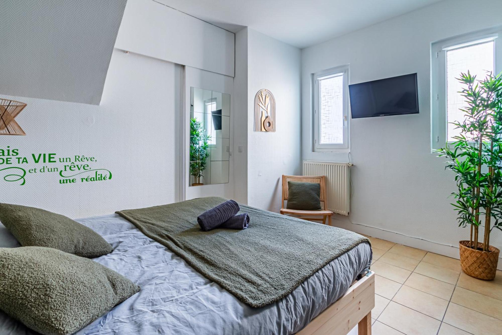 Appart'Hotel Nuiteejour Versailles Saint Cyr L'Ecole Dış mekan fotoğraf