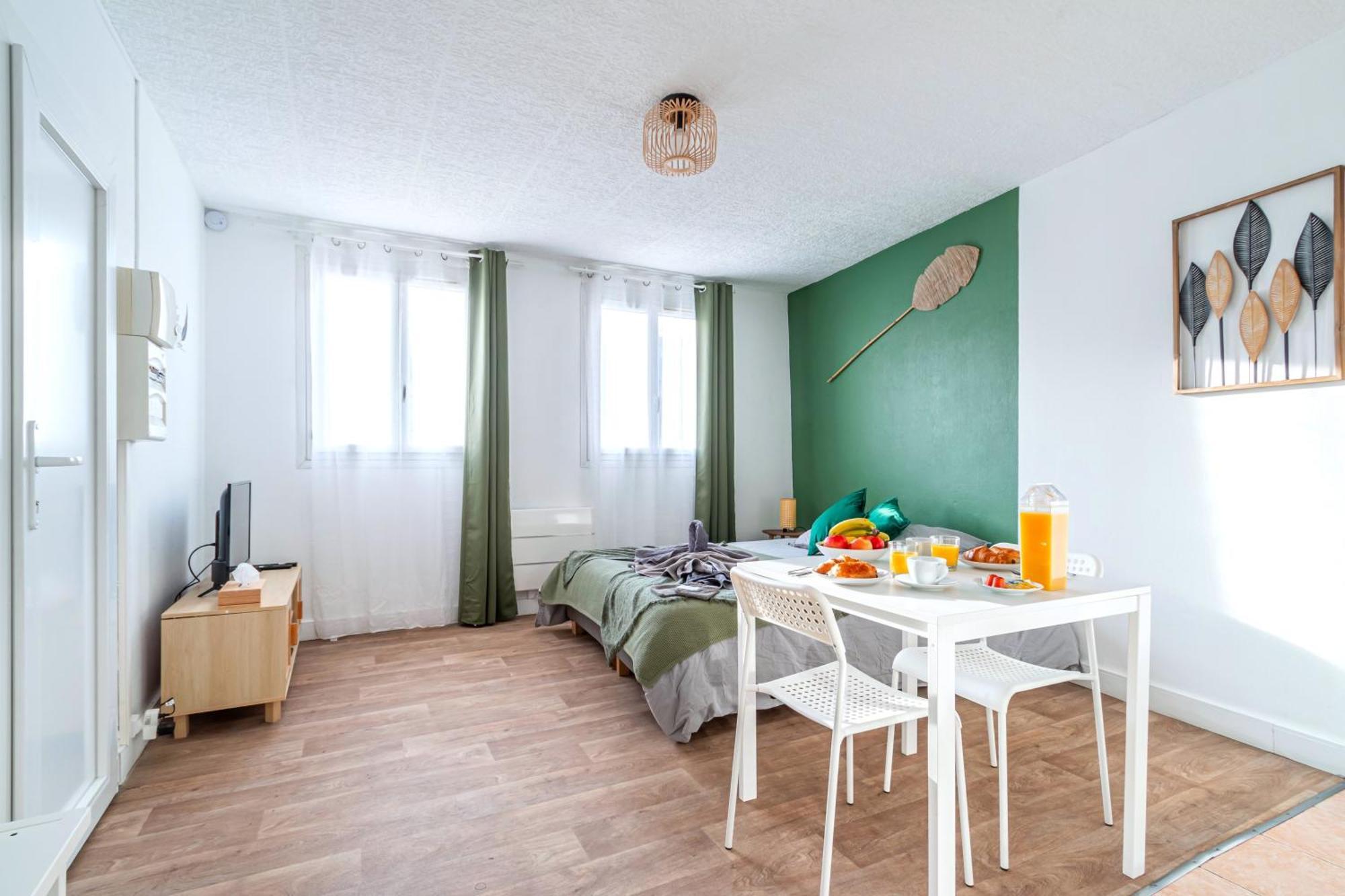 Appart'Hotel Nuiteejour Versailles Saint Cyr L'Ecole Dış mekan fotoğraf