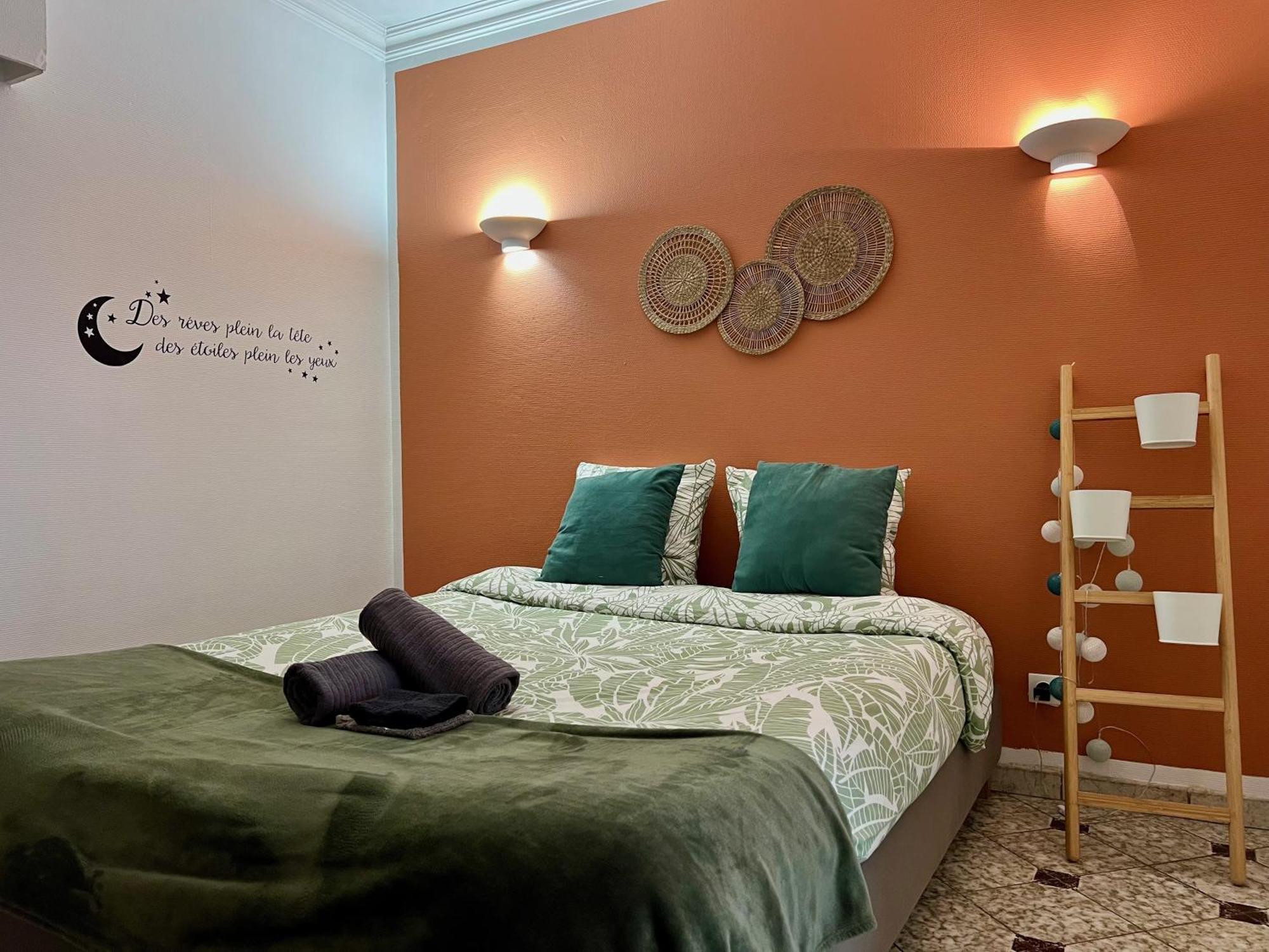 Appart'Hotel Nuiteejour Versailles Saint Cyr L'Ecole Dış mekan fotoğraf